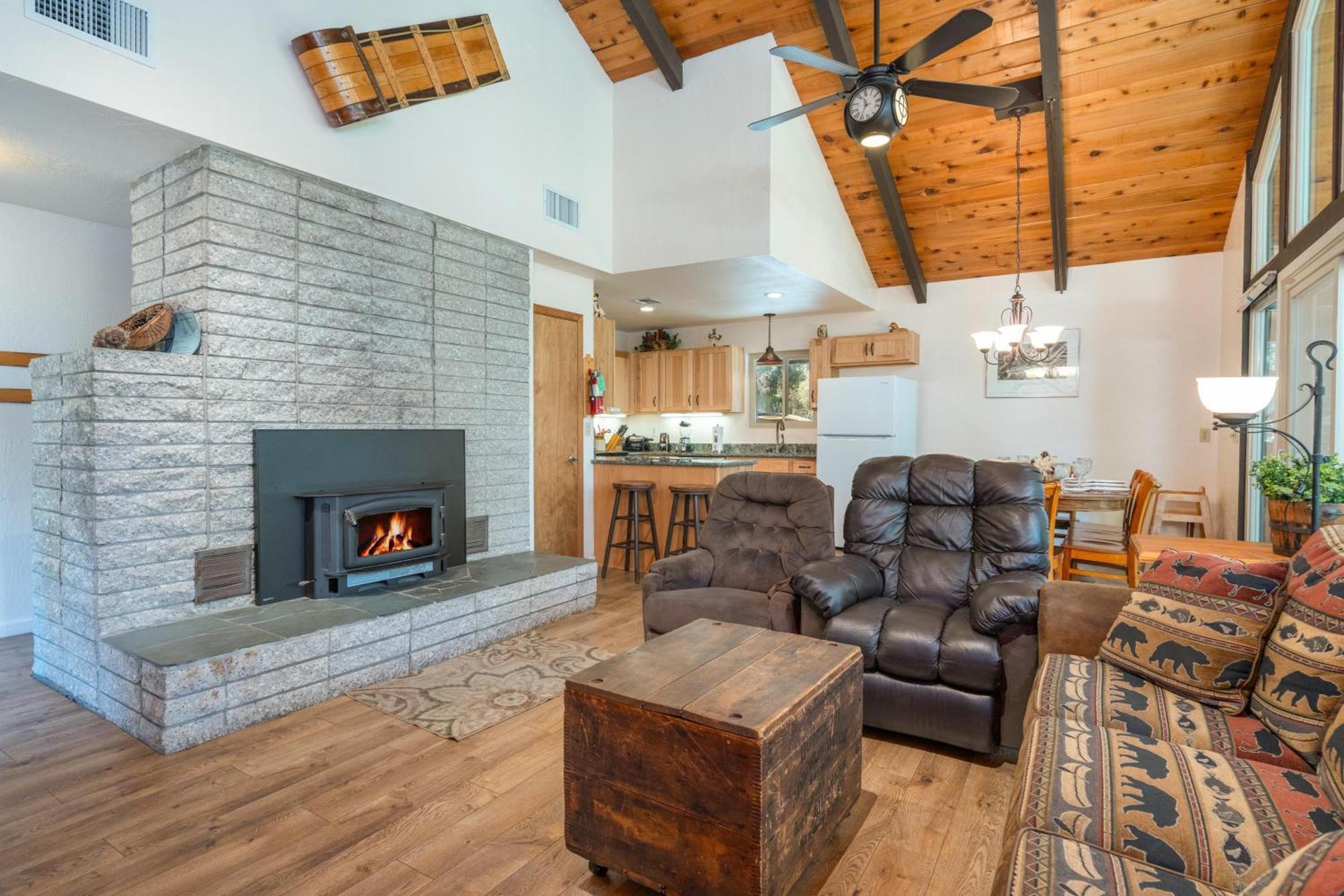 Cedar Mountain Lodge Oakhurst Luaran gambar